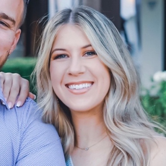 Meet your Posher, Julia - Picture 1 of 1